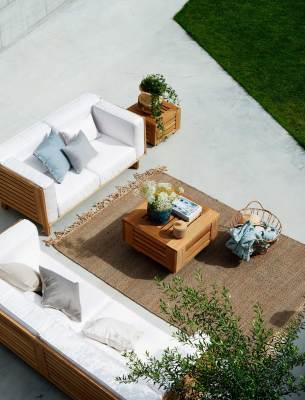 https://www.skargaarden.com/wp-content/uploads/2017/08/Skanor_sofa_table-305x400.jpg