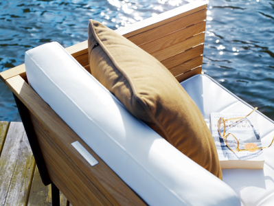 https://www.skargaarden.com/wp-content/uploads/2020/11/HÄRINGE_LOUNGE_CHAIR_Details-400x300.jpg