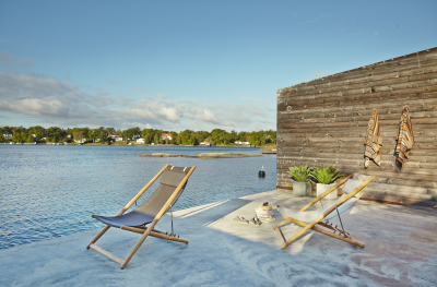 https://www.skargaarden.com/wp-content/uploads/2021/02/H55_Teak_white_Sunbrella_photo_johancarlson_4-400x263.jpg