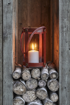 https://www.skargaarden.com/wp-content/uploads/2021/02/MARSTRAND_CANDLE-267x400.jpg